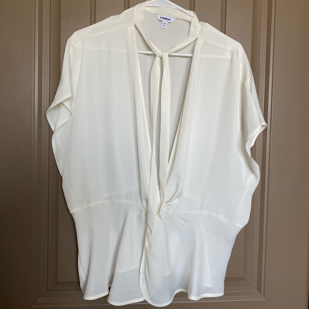 Express Low Cut Peplum Top